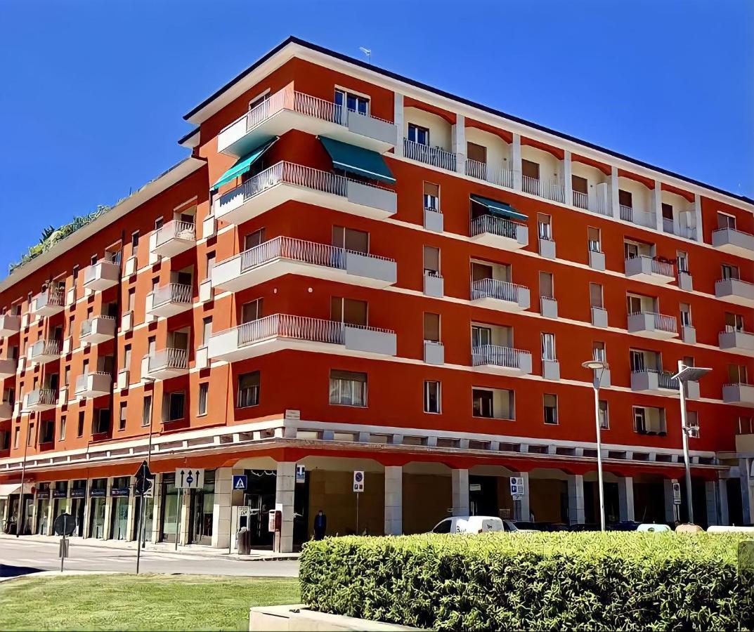 Casa Vacanza Elena Verona Exterior photo